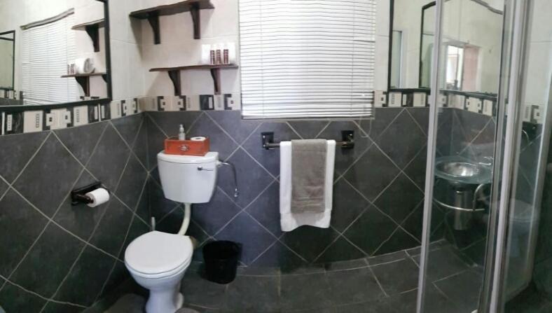 Tehillah Guesthouse Upington Esterno foto