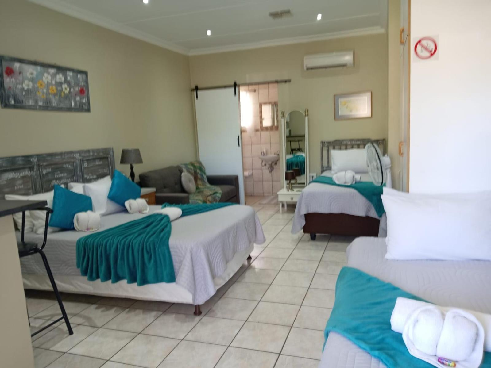 Tehillah Guesthouse Upington Esterno foto