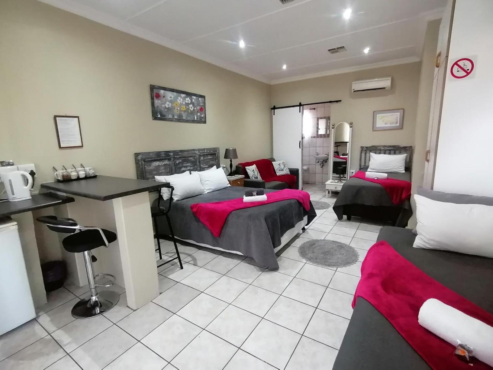Tehillah Guesthouse Upington Esterno foto
